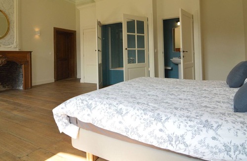 Marchin Other | Luxurious castle in Marchin with infrared sauna