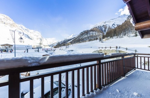 Val-d'Isere Ski Chalet | Luxurious Chalet in the Laisinant - Val d'Isère