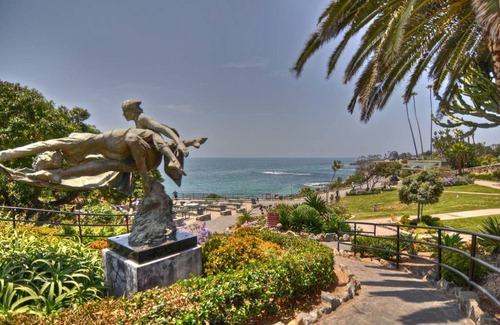 Dana Point Apartment | Luxurious coastal condo with amazing backyard