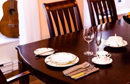 Lower Town Apartment | Luxurious condo (1100 sq2)/private elevator!