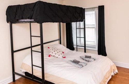 Lower Town Apartment | Luxurious condo (1100 sq2)/private elevator!