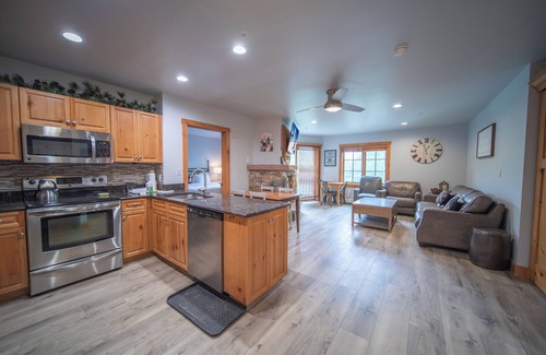 River Run Condo | Luxurious Condo in River Run Walk to activities