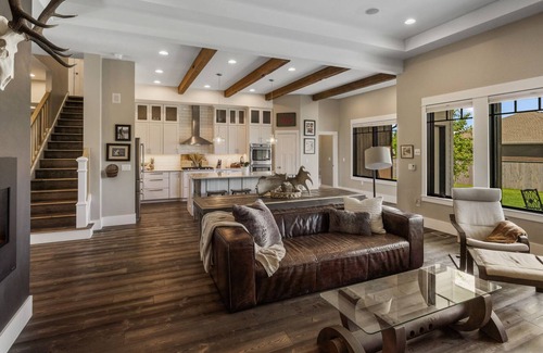 Bozeman House | Luxurious Custom Home with Mountain Views