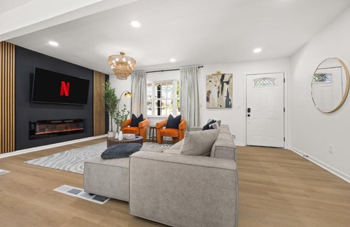 Decatur House | Luxurious Decatur Getaway Game Room and Fire Pit Close to Atlanta