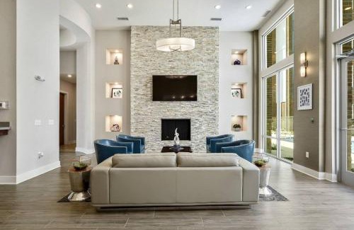 Highlands - Perkins Apartment | Luxurious Downtown Condo