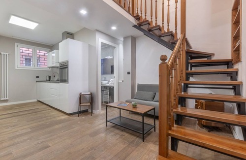 Historic Center Apartment | Luxurious Duplex Apt in the heart of Bologna