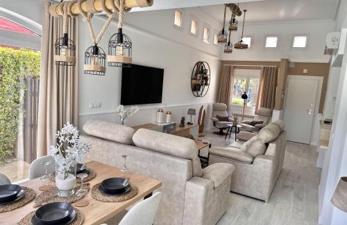 Torre-Pacheco Villa | Luxurious Frontline Golf Villa on Mar Menor Golf