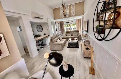 Torre-Pacheco Villa | Luxurious Frontline Golf Villa on Mar Menor Golf