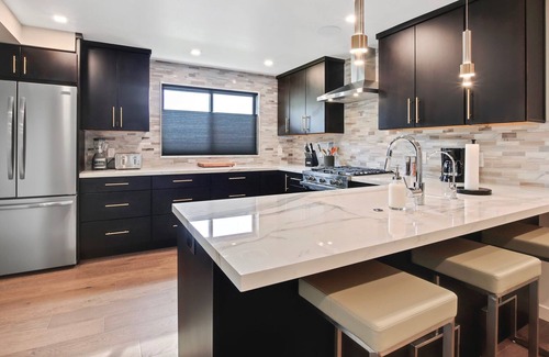 Eagle House | Luxurious Fully Equipped 3BR Private Home in Eagle
