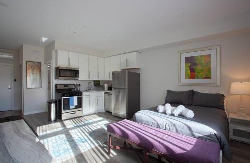 Bankers Hill Apartment | Luxurious Furnished Studio w Full Kitchen in SD