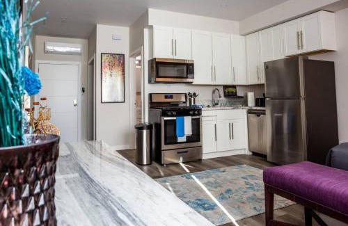Bankers Hill Apartment | Luxurious Furnished Studio w Full Kitchen in SD