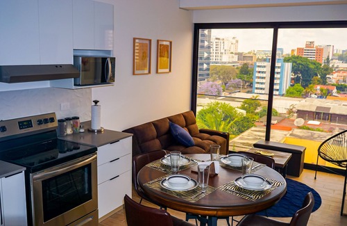 Zona 13 Apartment | Luxurious, overlooking the airport and central.