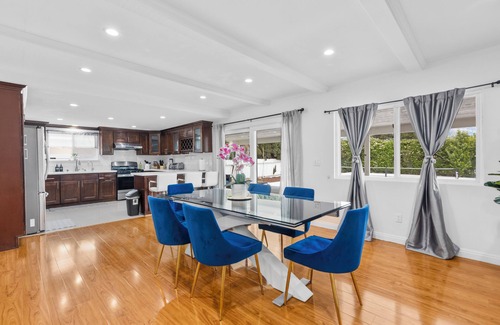 Hacienda Heights House | Luxurious Hacienda - Pickleball, Pool, & Jacuzzi