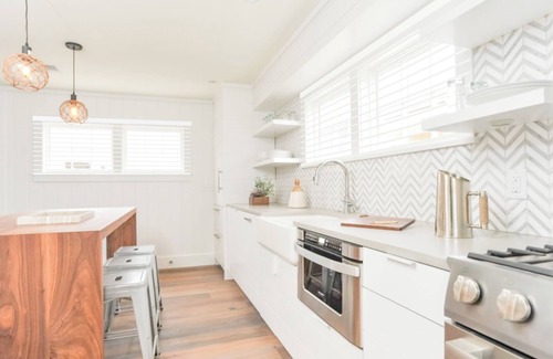 Nantucket Town Cottage | Luxurious Harbor View "Lilly" Cottage! Walk & Bike To Everything!