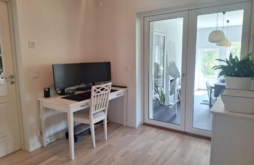 Sollentuna House | Luxurious home in idyllic neighbourhood, 15min to City