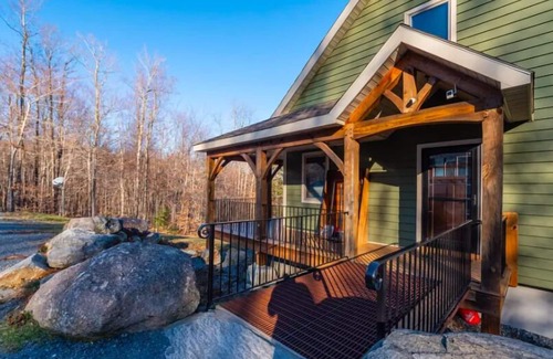 Stratton Cabin | Luxurious Home with an Incredible View!