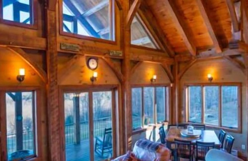 Stratton Cabin | Luxurious Home with an Incredible View!