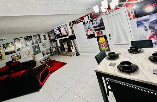 Jonesboro House | Luxurious Lavish House