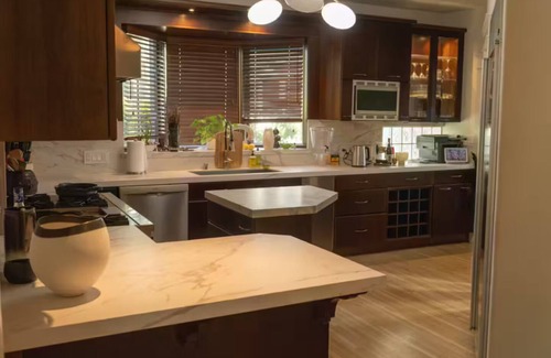 Belmont Heights House | Luxurious Mansion Wellness Sanctuary- Room- by the Beach