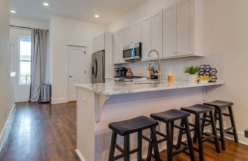 Hillsboro West End House | Luxurious Nashville Home for Groups