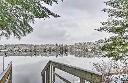 Neillsville House | Luxurious Neillsville Retreat on Lake Arbutus