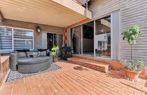 Woodmead House | Luxurious Oasis home in Sandton with inverter