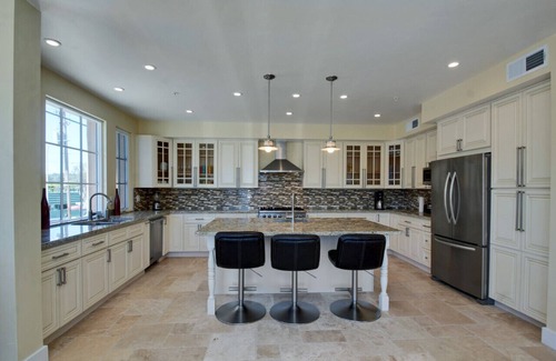 Westside Santa Cruz House | Luxurious Ocean View Villa