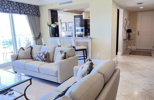 Singer Island Condo | Luxurious Oceanfront Ritz Carlton Residence on Singer Island with Private Beach