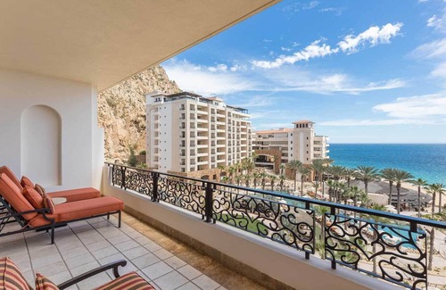 Marina Condo | Luxurious Oceanside Deluxe Master Suite at Grand Solmar Land's End