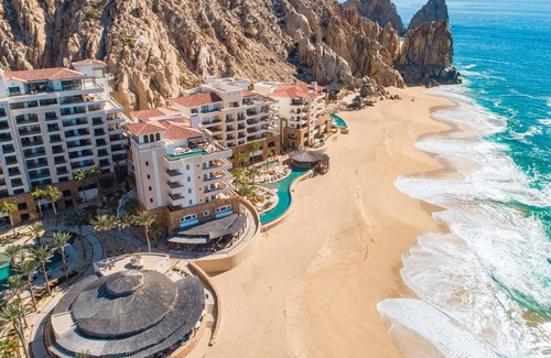 Marina Condo | Luxurious Oceanside Deluxe Master Suite at Grand Solmar Land's End