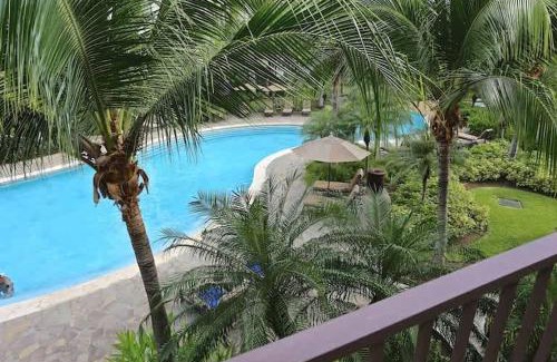 Coco House | Luxurious Pacifico 2bed condo in Playa Coco