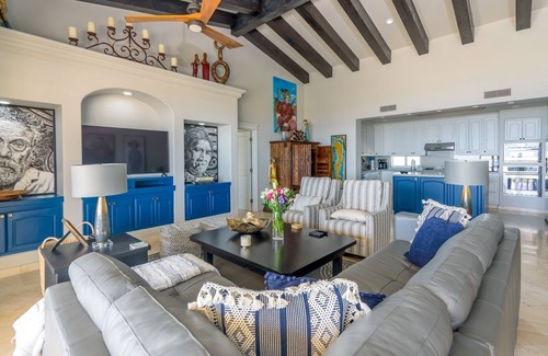 San Jose del Cabo Condo | Luxurious Penthouse, Newly Remodeled, Ocean View, Beachfront!