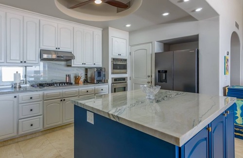 San Jose del Cabo Condo | Luxurious Penthouse, Newly Remodeled, Ocean View, Beachfront!
