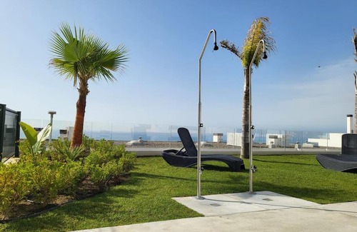 San Roque Apartment | Luxurious Penthouse with Huge Panoramic Terrace