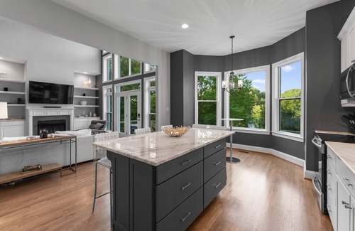 Mooresville House | Luxurious & Private Lake Front Home! Renovated! Close to shopping & restaurants
