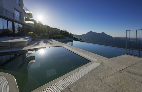 Gaucin Villa | Luxurious, Private Villa in Gaucin with Breathtaking Views to Morocco