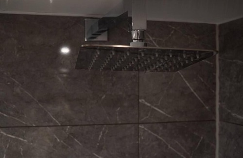 Didsbury Apartment | Luxurious Quantum house
