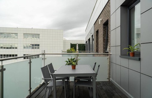 Didsbury Apartment | Luxurious Quantum house
