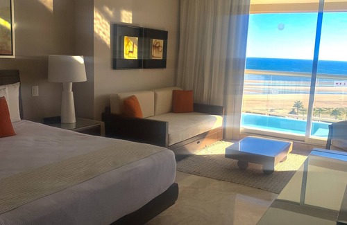 Puerto Penasco Resort | Luxurious Resort 2 Bedroom Suite w/Private Plunge Pool on balcony (Grand Mayan)