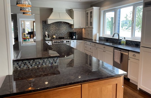 Gig Harbor House | Luxurious Retreat on Wollochet Bay