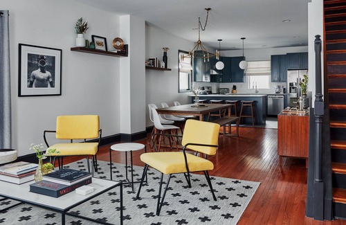 Point Breeze House | Luxurious! Roof Top! Sleeps 3-14!