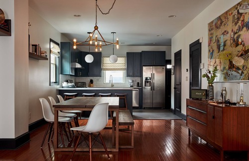 Point Breeze House | Luxurious! Roof Top! Sleeps 3-14!