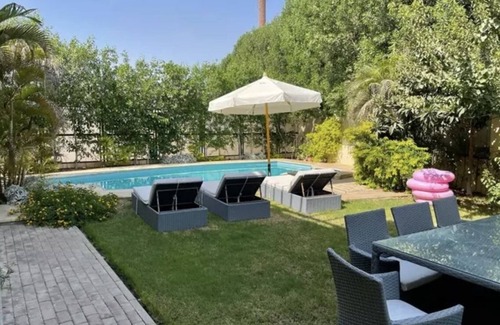 New Cairo Villa | Luxurious serviced villa with private swimmimg pool