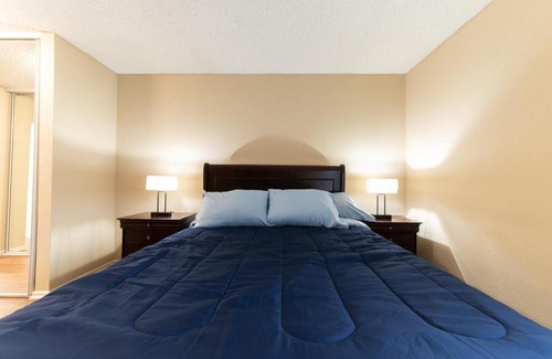 Santa Ana Heights Apartment | Luxurious stay near the Beach