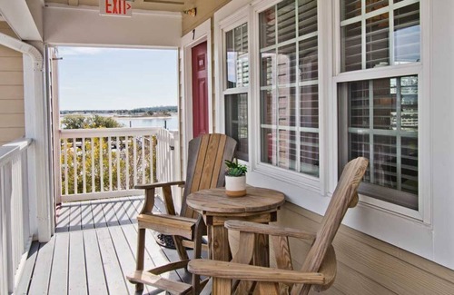 Swansboro Apartment | luxurious studio apartment in the heart of Swansboro’s historic waterfront #6