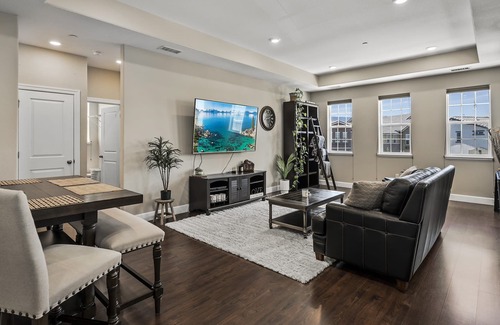 Reno Condo | Luxurious stylish 2 bedroom condo with garage.