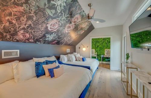Germantown House | Luxurious Twin Homes with Rooftop Decks