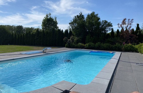 Franzosisch Buchholz House | Luxurious vacation home/heated pool, barbecue area, Berlin City