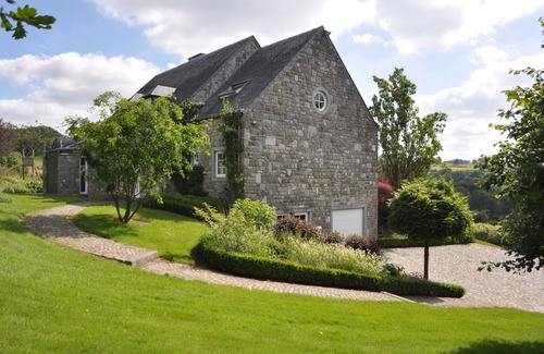Francorchamps House | Luxurious Villa in Stavelot With Sauna and Pool