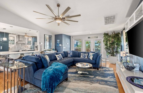 Saint James City House | Luxurious waterfront home, pool, boat dock, fillet station, private guest suite
